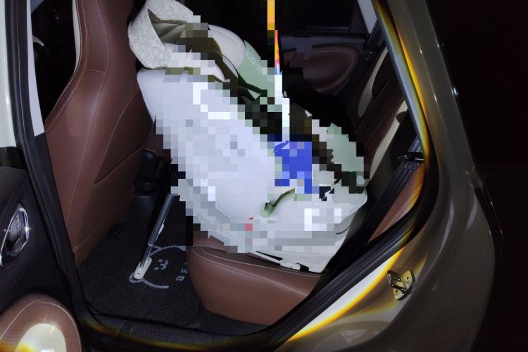Used Wuling Bingo 2023 410 km Lingxi Deluxe Edition Left Rear Seat