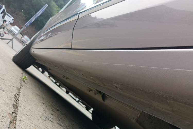 Used Wuling Bingo 2023 333 km Lingxi Connected Version Left Side Sill