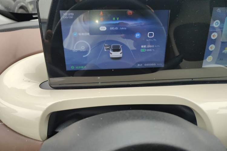 Used Wuling Bingo 2023 333 km Enjoyment Version Odometer Close Up