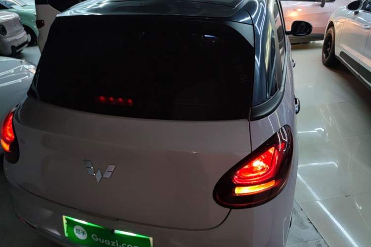 Used Wuling Bingo 2023 203km Light Edition Rear Right 45 Deg