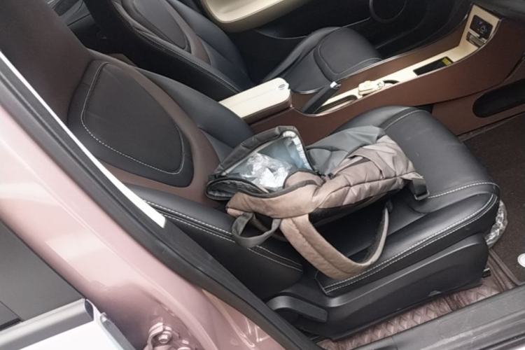 Used Wuling Bingo 2023 333 km Fast-Share Version Right Front Seat
