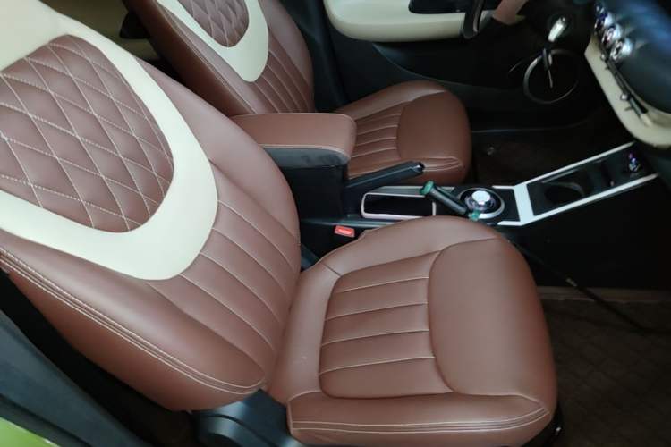 Used Wuling Bingo 2023 203km Light Edition Right Front Seat