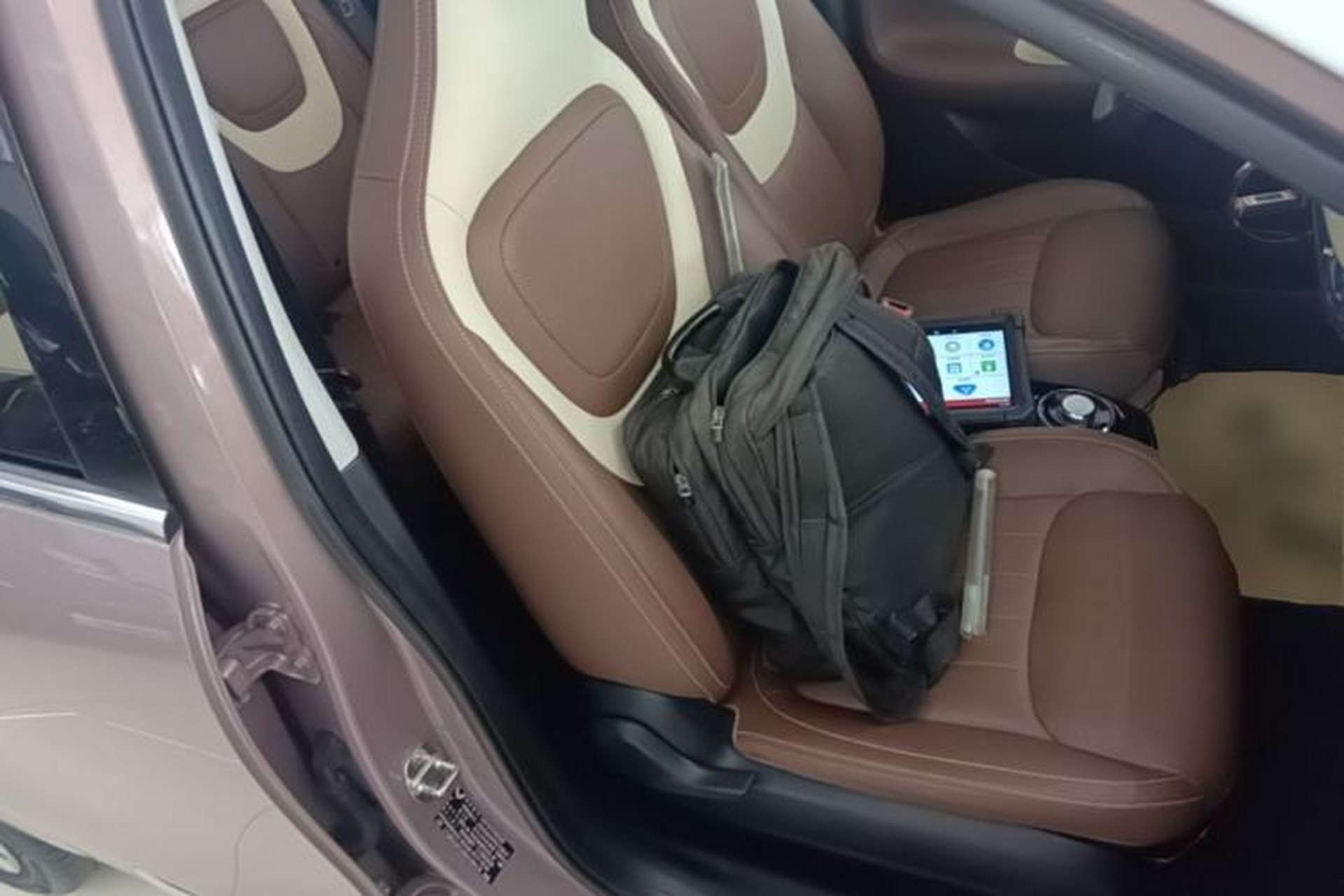 Used Wuling Bingo 2023 333 km Enjoyment Version Right Front Seat