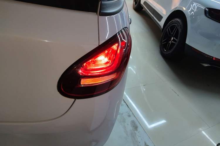 Used Wuling Bingo 2023 203km Light Edition Right Rear Taillight