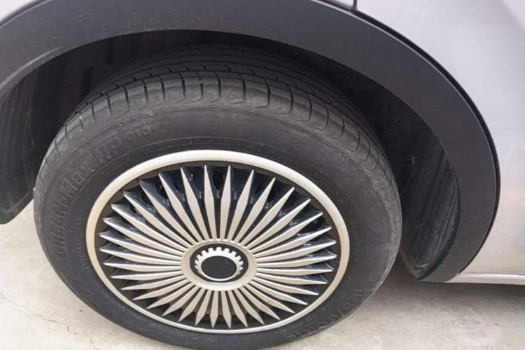 Used Wuling Bingo 2023 333 km Fast-Share Version Right Rear Wheel Hub