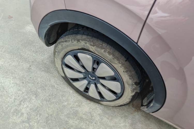 Used Wuling Bingo 2023 333 km Enjoyment Version Right Rear Wheel Hub