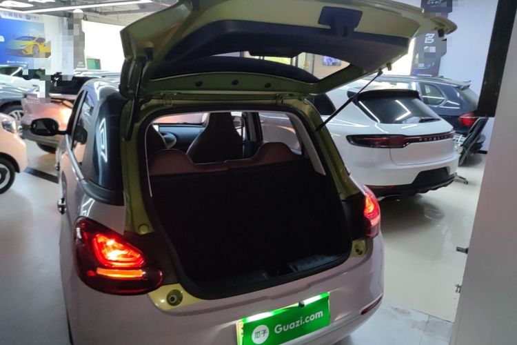 Used Wuling Bingo 2023 203km Light Edition Trunk