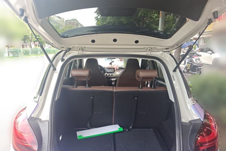 Used Wuling Bingo 2023 333 km Enjoyment Version Trunk