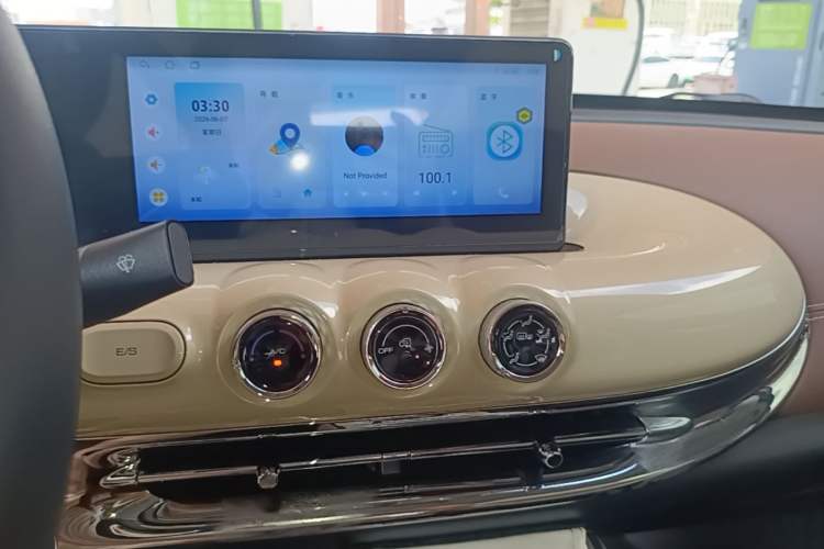 Used Wuling Bingo 2023 333 km Enjoyment Version Audio And AC Panel