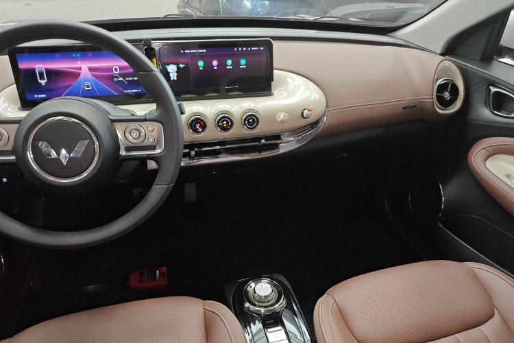 Used Wuling Bingo 2023 333 km Lingxi Connected+ Version Audio And AC Panel