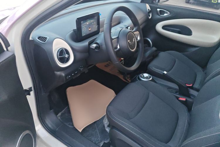 Used Wuling Bingo 2023 203km Light Edition Driver Seat