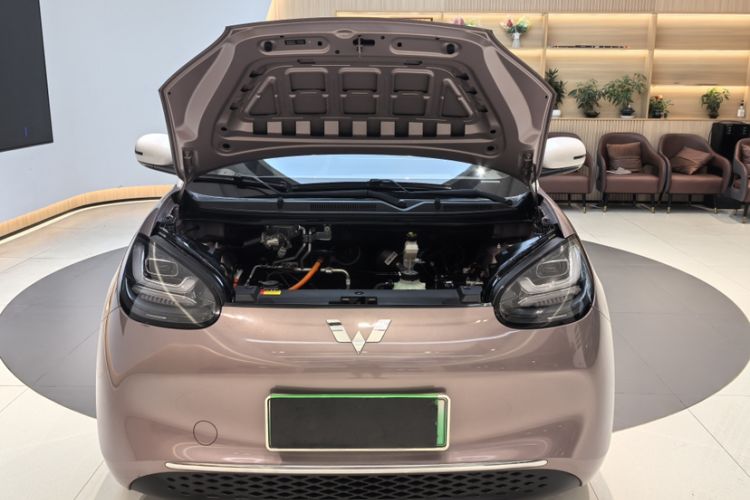 Used Wuling Bingo 2023 333 km Lingxi Connected+ Version Engine Bay
