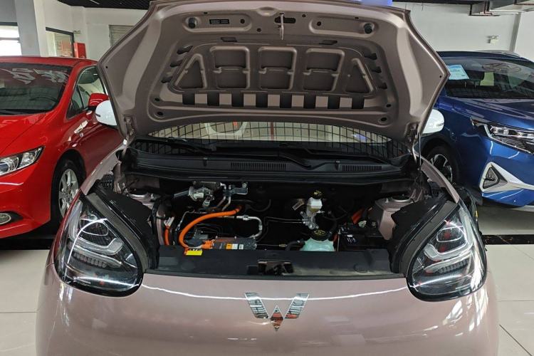 Used Wuling Bingo 2023 333 km Lingxi Connected Version Engine Bay