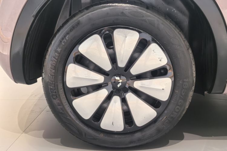 Used Wuling Bingo 2023 333 km Lingxi Connected+ Version Exterior 4