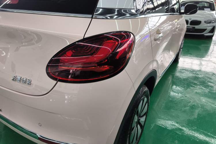 Used Wuling Bingo 2023 410 km Lingxi Deluxe Edition Exterior 6