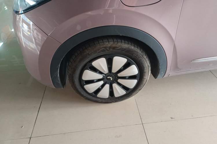 Used Wuling Bingo 2023 333 km Lingxi Connected Version Exterior 7