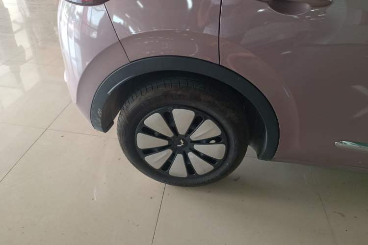 Used Wuling Bingo 2023 333 km Lingxi Connected Version Exterior 8