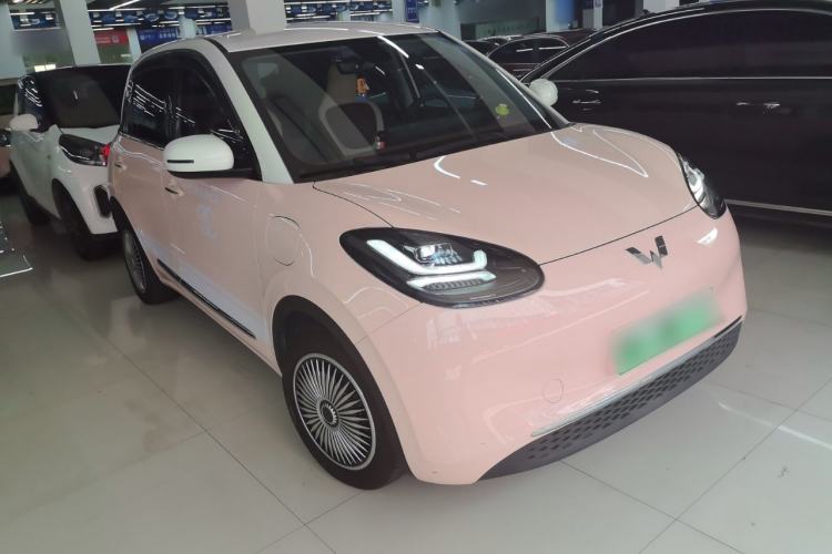 Used Wuling Bingo 2023 410 km Lingxi Deluxe Edition Front Right 45 Deg