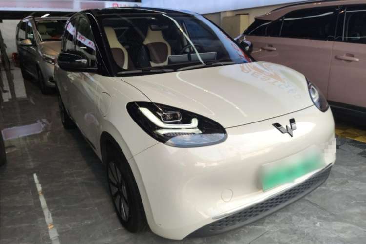 Used Wuling Bingo 2023 410 km Lingxi Deluxe Edition Front Right 45 Deg