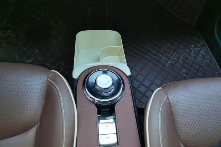 Used Wuling Bingo 2023 333 km Lingxi Connected Version Gear Lever