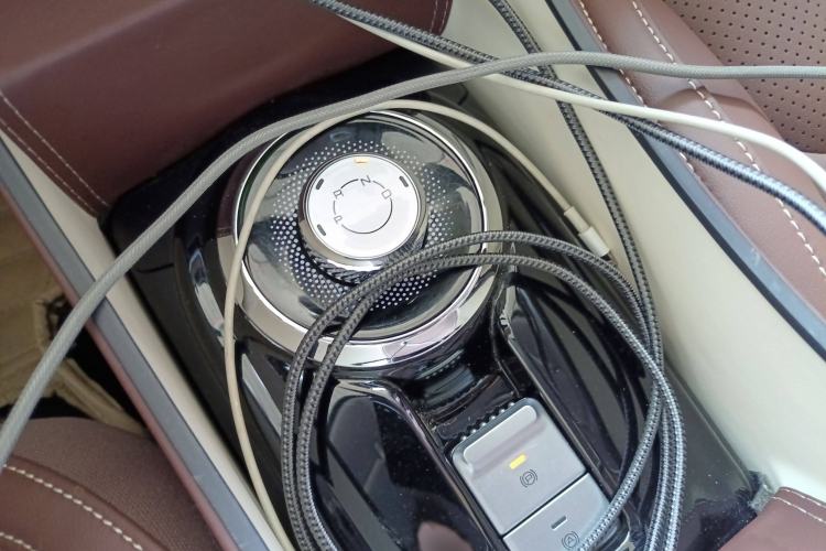 Used Wuling Bingo 2023 333 km Lingxi Connected Version Gear Lever