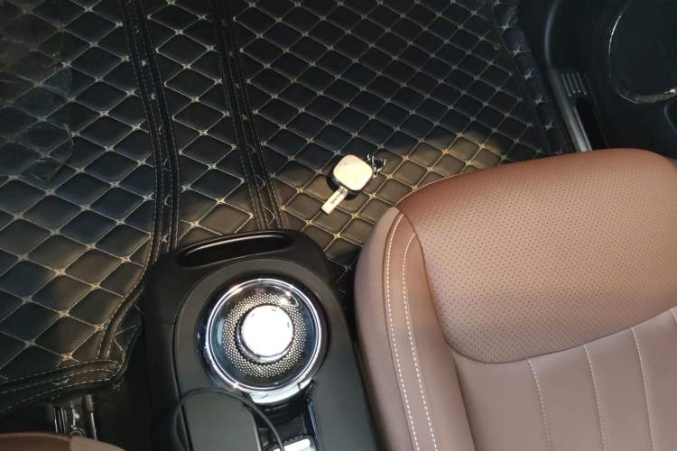 Used Wuling Bingo 2023 410 km Lingxi Deluxe Edition Gear Lever