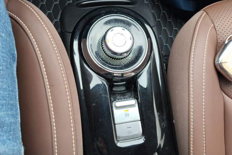 Used Wuling Bingo 2023 410 km Lingxi Deluxe Edition Gear Lever