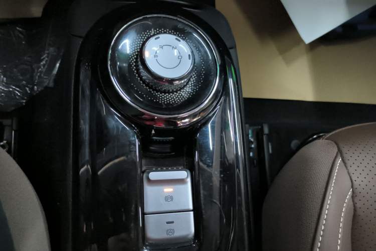 Used Wuling Bingo 2023 410 km Lingxi Deluxe Edition Gear Lever