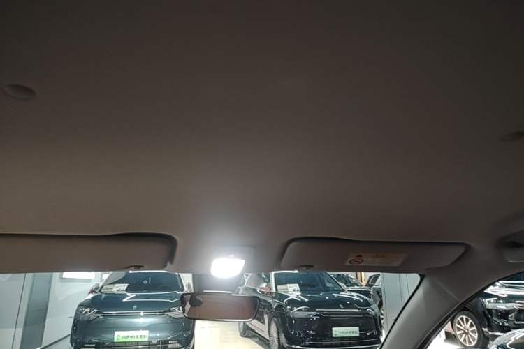 Used Wuling Bingo 2023 333 km Lingxi Connected+ Version Headliner
