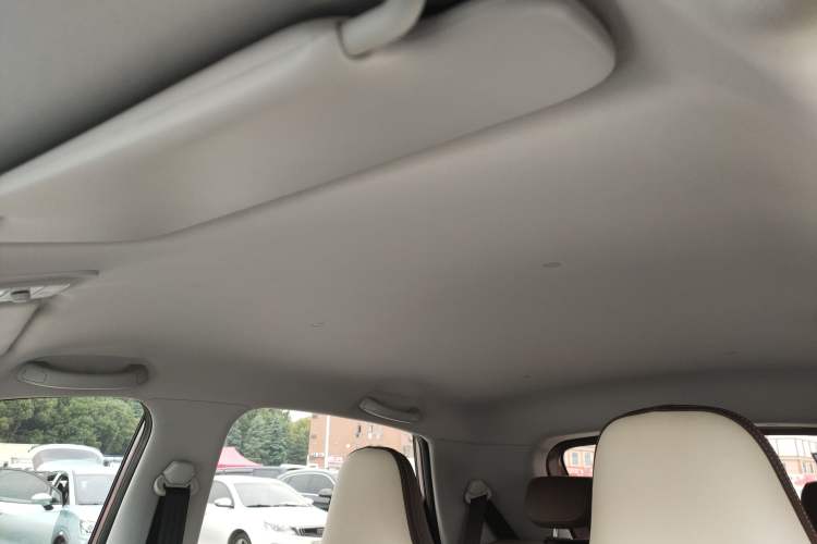 Used Wuling Bingo 2023 203km Comfort Edition Headliner