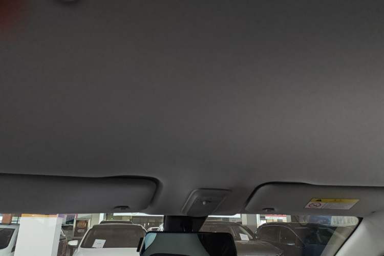 Used Wuling Bingo 2023 333 km Lingxi Connected Version Headliner