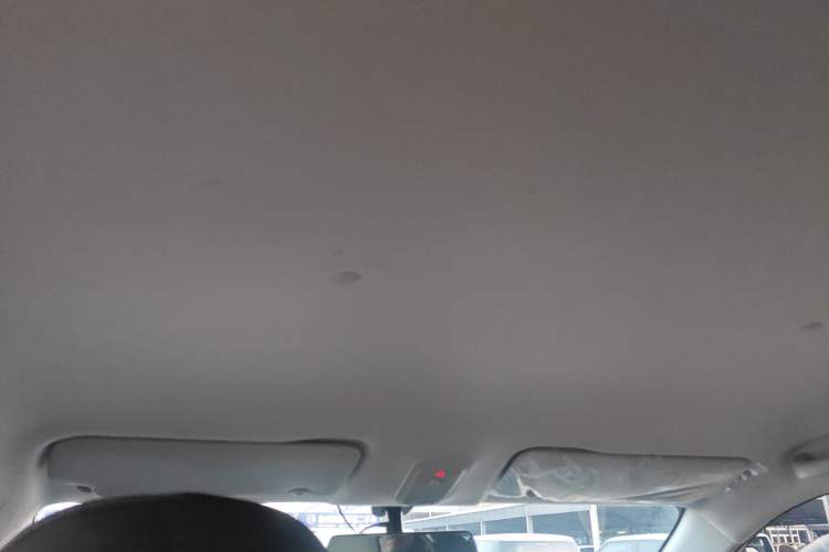 Used Wuling Bingo 2023 203km Light Edition Headliner