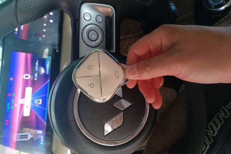 Used Wuling Bingo 2023 333 km Lingxi Connected Version Interior 1
