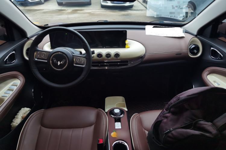 Used Wuling Bingo 2023 333 km Lingxi Connected Version Interior 2