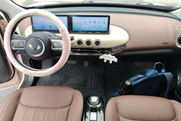 Used Wuling Bingo 2023 410 km Lingxi Deluxe Edition Interior 2
