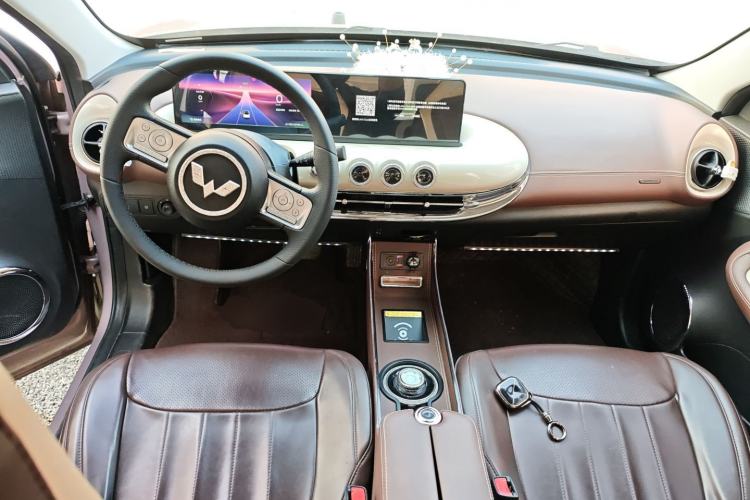 Used Wuling Bingo 2023 333 km Lingxi Connected+ Version Interior 2