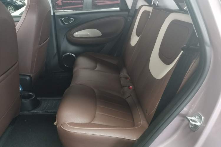 Used Wuling Bingo 2023 333 km Enjoyment Version Interior 3