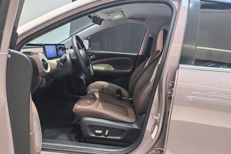 Used Wuling Bingo 2023 333 km Lingxi Connected+ Version Interior 4