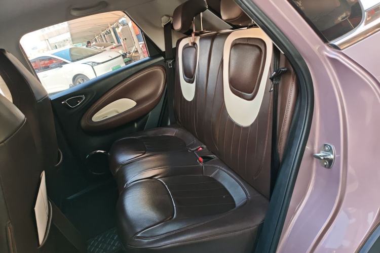 Used Wuling Bingo 2023 333 km Lingxi Connected+ Version Interior 4