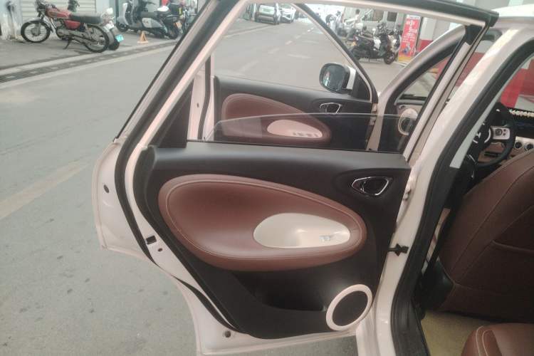 Used Wuling Bingo 2023 410 km Lingxi Deluxe Edition Interior 8
