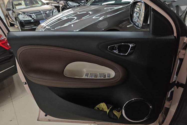 Used Wuling Bingo 2023 410 km Lingxi Deluxe Edition Left Front Door Interior