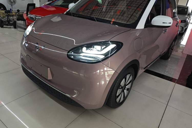 Used Wuling Bingo 2023 333 km Lingxi Connected Version Left Front Headlight