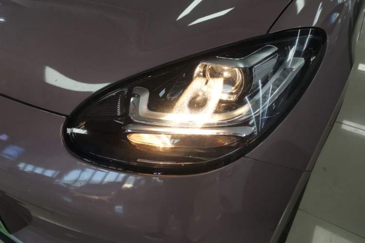 Used Wuling Bingo 2023 203km Light Edition Left Front Headlight
