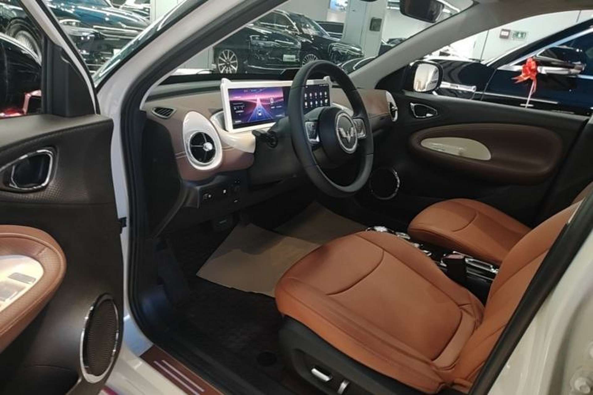 Used Wuling Bingo 2023 333 km Lingxi Connected+ Version Left Front Seat
