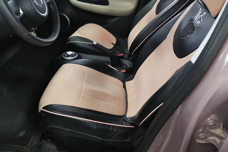 Used Wuling Bingo 2023 203km Light Edition Left Front Seat