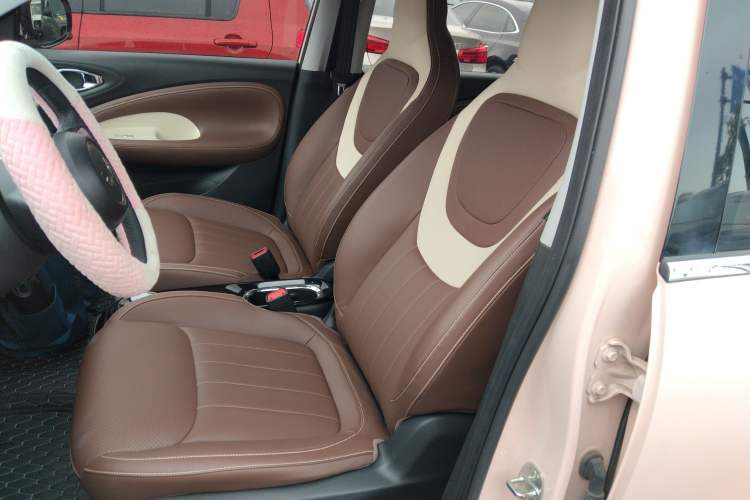 Used Wuling Bingo 2023 410 km Lingxi Deluxe Edition Left Front Seat