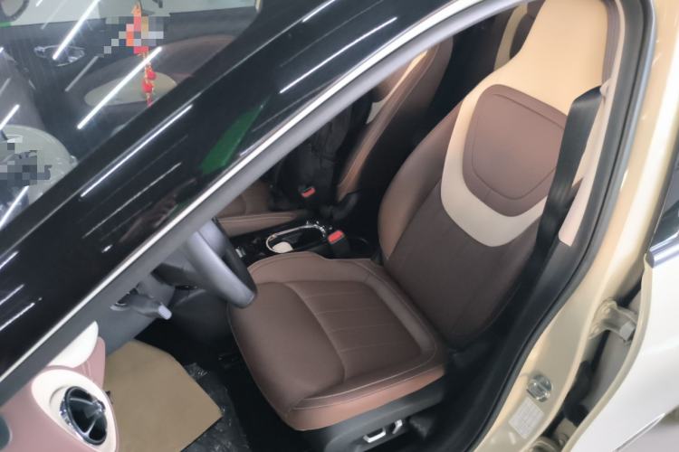 Used Wuling Bingo 2023 410 km Lingxi Deluxe Edition Left Front Seat