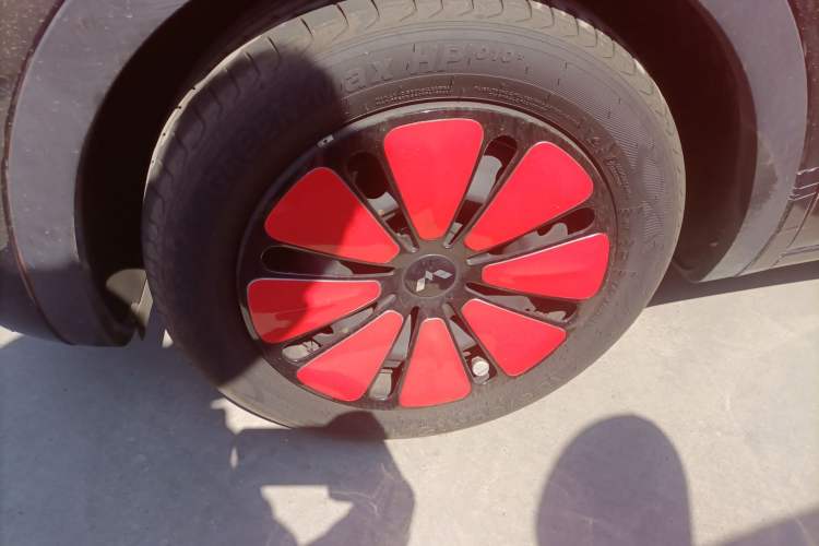 Used Wuling Bingo 2023 203km Comfort Edition Left Front Wheel Hub