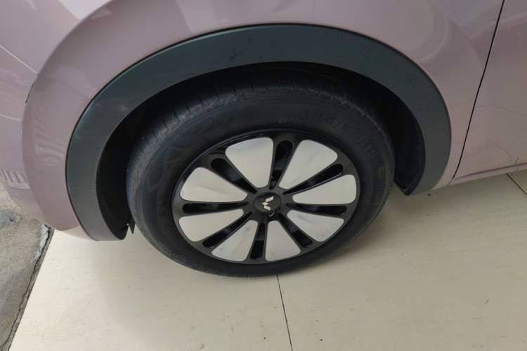 Used Wuling Bingo 2023 333km Enjoy+ Version Left Front Wheel Hub