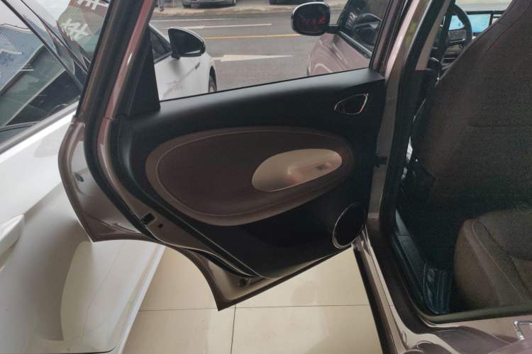 Used Wuling Bingo 2023 333km Enjoy+ Version Left Rear Door Interior